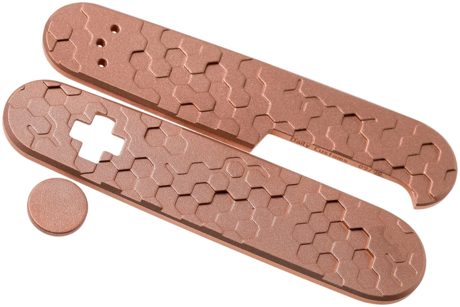 Daily Customs 91.3 Honeycomb 3D BS Pattern, Copper P10012436 Cachas Victorinox 3 Daily Customs 91.3 Honeycomb 3D BS Pattern, Copper P10012436 Cachas Victorinox