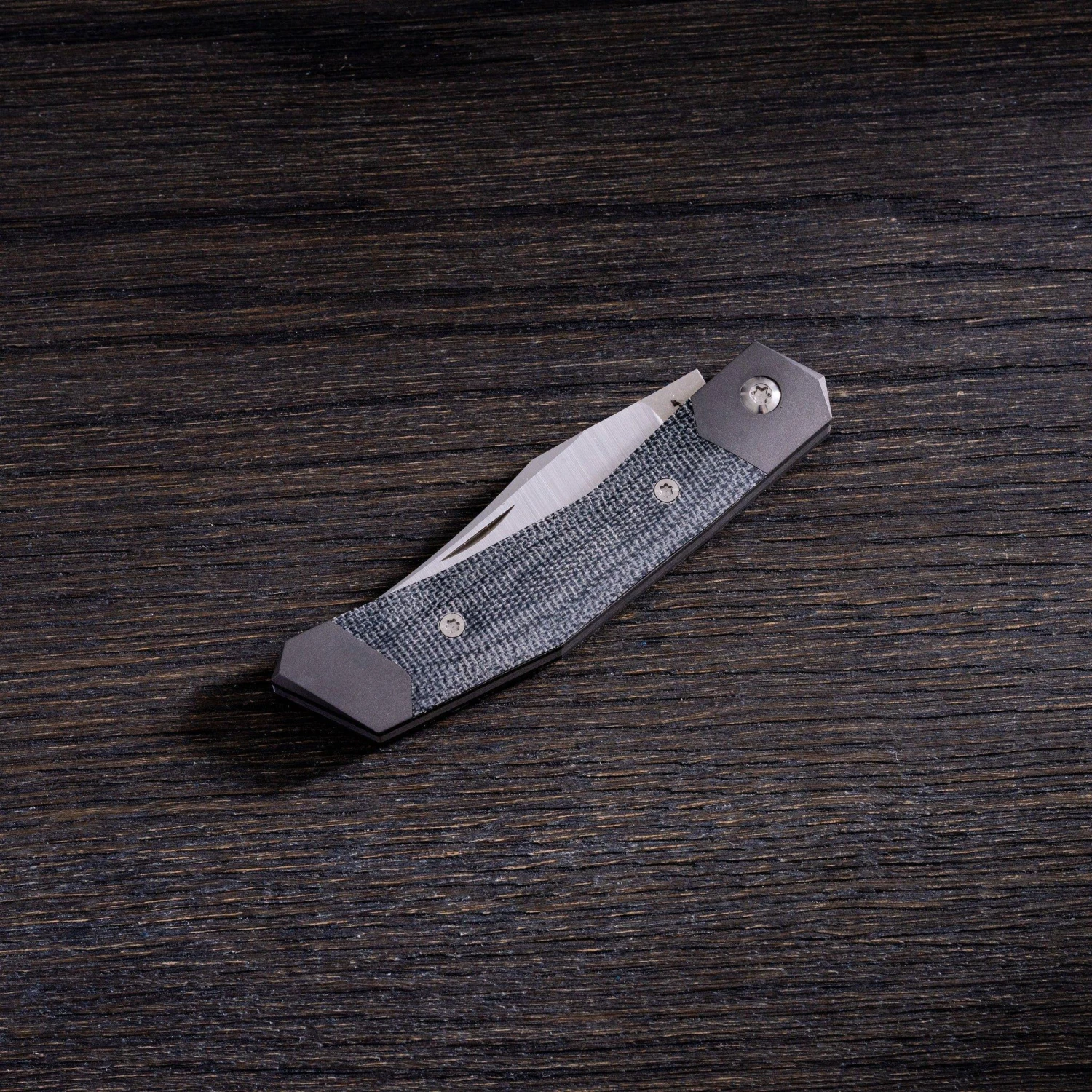 Jack Wolf Cyborg Jack CYBO-01-BLK Black Canvas Micarta, Navaja Slipjoint 4 Jack Wolf Cyborg Jack CYBO-01-BLK Black Canvas Micarta, Navaja Slipjoint - Image 2