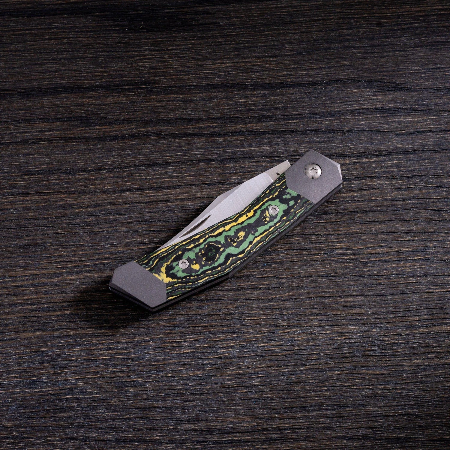 Jack Wolf Cyborg Jack CYBO-01-CTS Fat Carbon Toxic Storm, Navaja Slipjoint 4 Jack Wolf Cyborg Jack CYBO-01-CTS Fat Carbon Toxic Storm, Navaja Slipjoint - Image 2