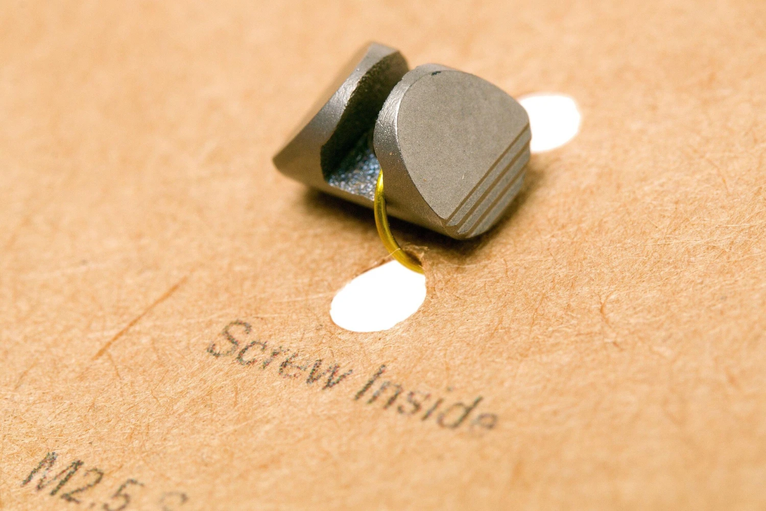 Real Steel Luna Premium Thumb Stud 700T Perno Del Pulgar 4 Real Steel Luna Premium Thumb Stud 700T Perno Del Pulgar - Image 2