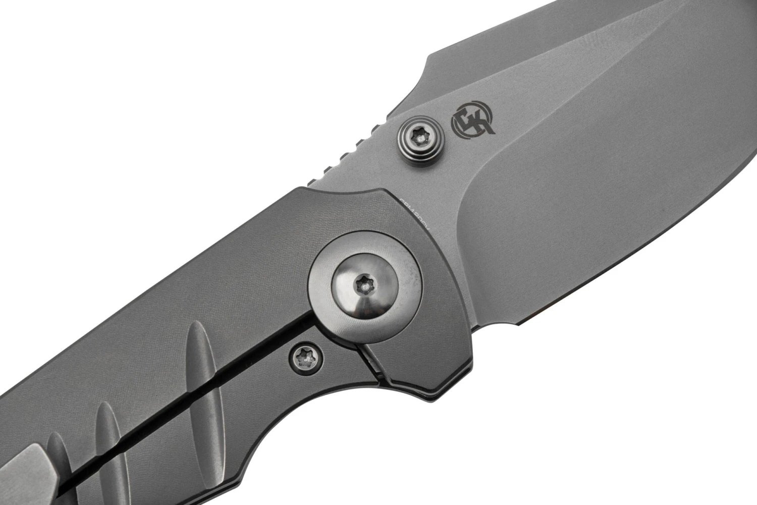 WE Knife Riff-Raff Grey Titanium, Blasted CPM 20CV WE22020B-4 Navaja, Diseño De Matt Christensen 7 WE Knife Riff-Raff Grey Titanium, Blasted CPM 20CV WE22020B-4 Navaja, Diseño De Matt Christensen - Image 5